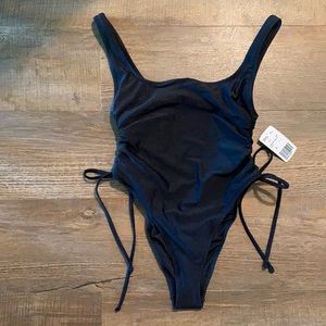 Black Forever21 swim